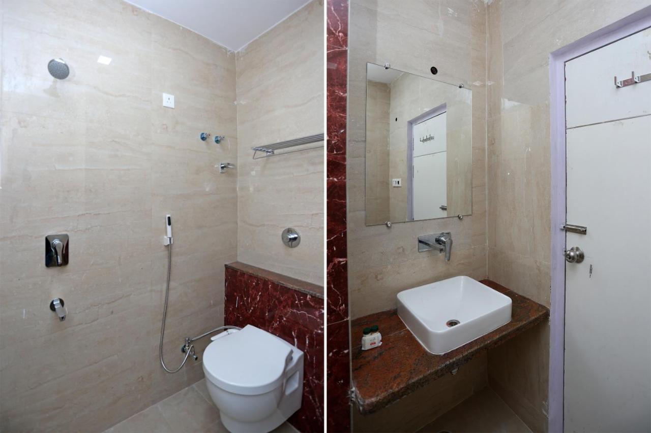 Oyo 23495 Hotel The Park Juhi Bari Εξωτερικό φωτογραφία
