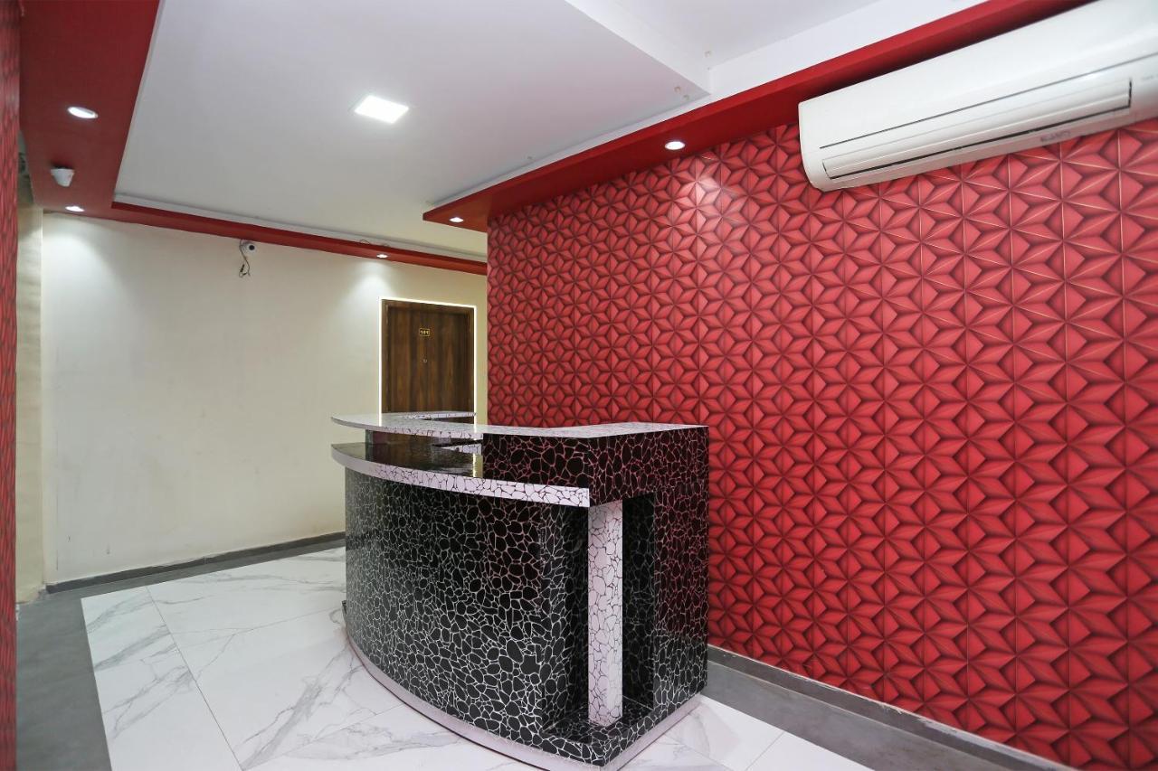 Oyo 23495 Hotel The Park Juhi Bari Εξωτερικό φωτογραφία