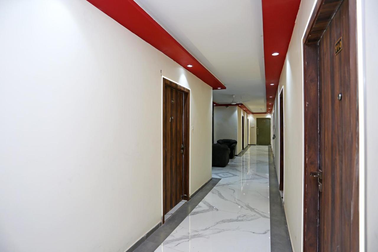 Oyo 23495 Hotel The Park Juhi Bari Εξωτερικό φωτογραφία